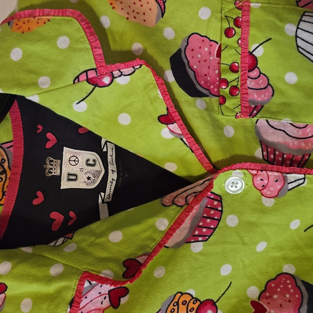 University of Couture Cupcake Pajama Top Size M - Picture 13 of 14